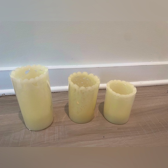 Lavish Home 3 piece LED candles with remote control. - Picture 2 of 3